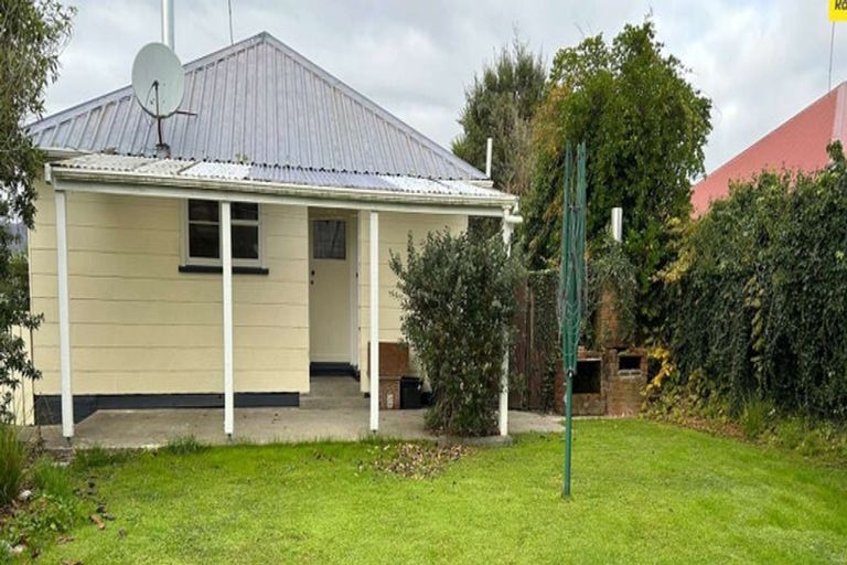 Photo of property in 27 Mill Street, Westport, 7825