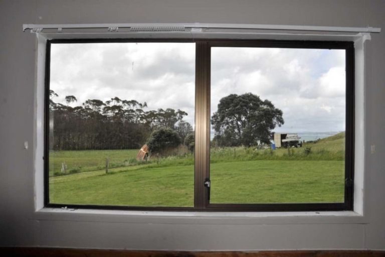 Photo of property in 6487 Pouto Road, Pouto, Te Kopuru, 0391