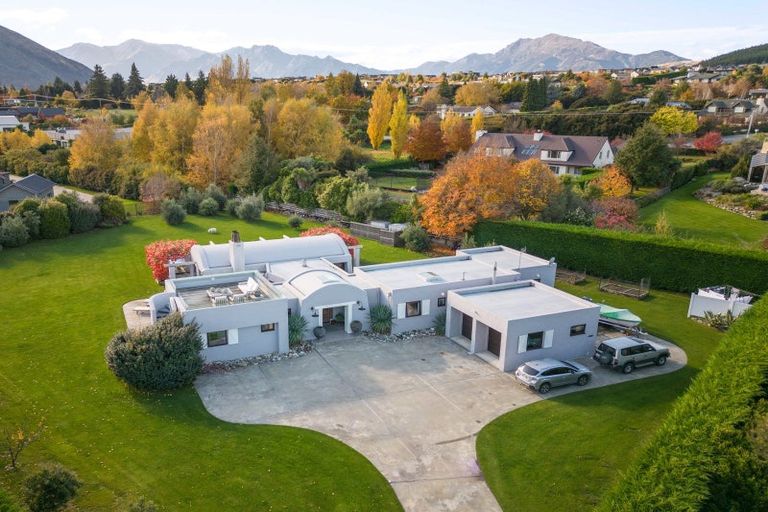 Photo of property in 20 Waimana Place, Wanaka, 9305