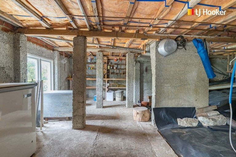 Photo of property in 35 Glen Road, Mornington, Dunedin, 9011