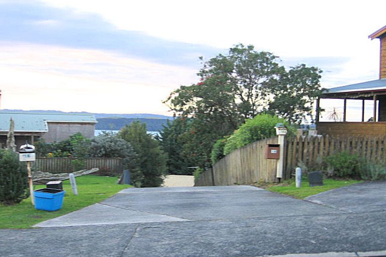 Photo of property in 16 Fidelis Avenue, Snells Beach, 0920