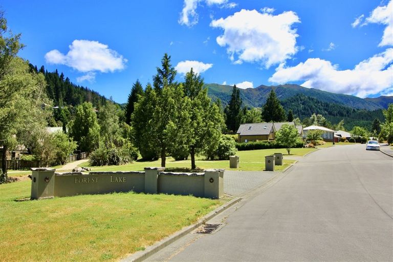 Photo of property in 3 Forest View Close, Hanmer Springs, 7334