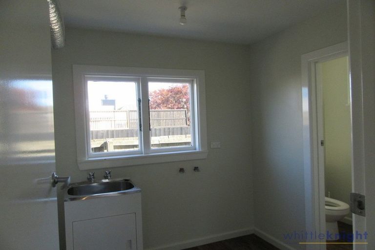 Photo of property in 23 Garreg Road, Fendalton, Christchurch, 8052