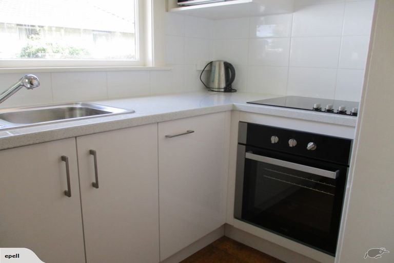 Photo of property in 26 Gresford Street, Edgeware, Christchurch, 8013