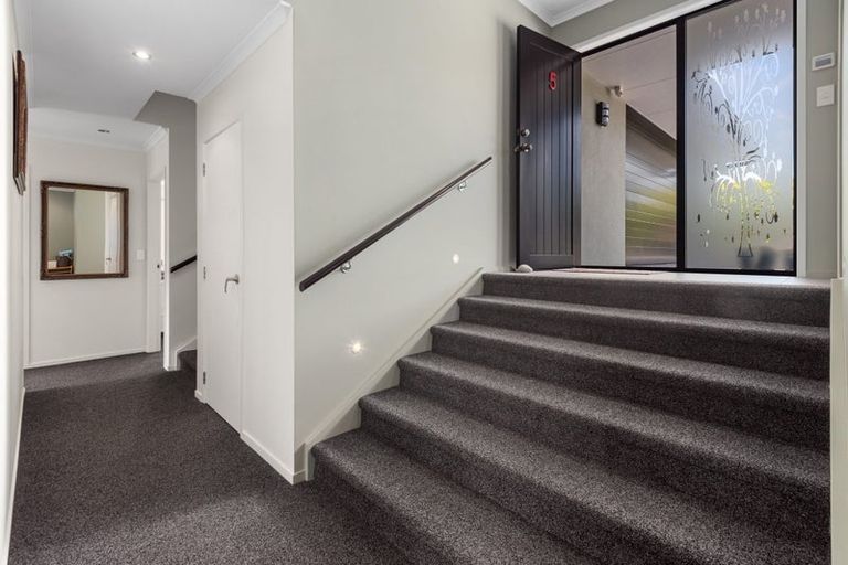 Photo of property in 5 North Crest Drive, Onerahi, Whangarei, 0110