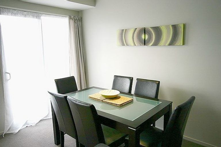 Photo of property in Shoal Haven Apartments, 112a/130 Anzac Street, Takapuna, Auckland, 0622