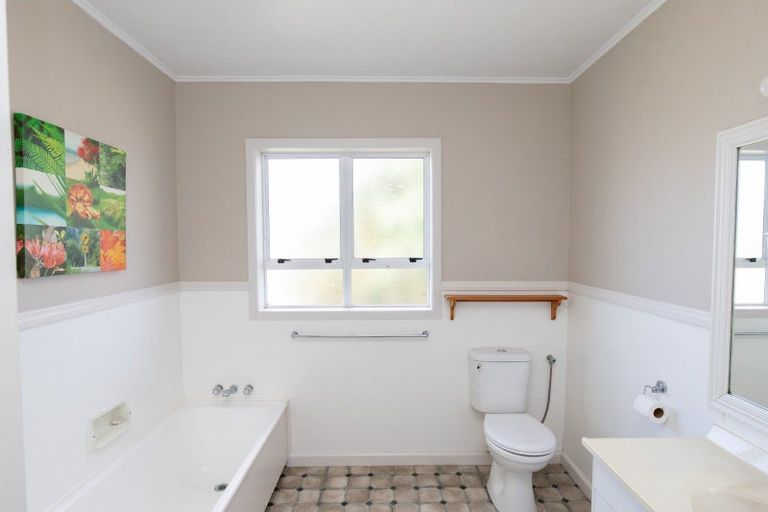 Photo of property in 58b Pipiroa Road, Ngatea, 3503