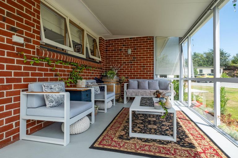 Photo of property in 76 Rhodes Street, Waimate, 7924