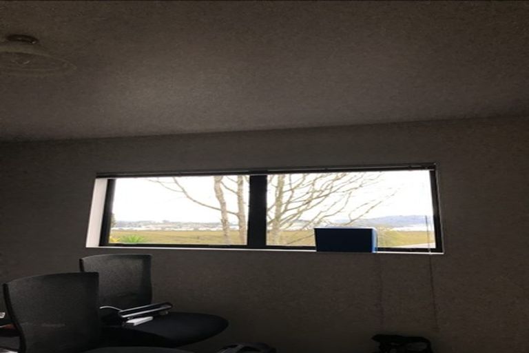 Photo of property in 5a Waimahanga Road, Onerahi, Whangarei, 0110