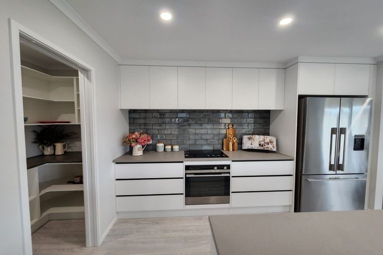 Photo of property in 8 Paul Way, Pokeno, 2402