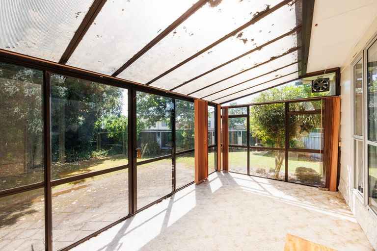 Photo of property in 14 Hillcrest Drive, Kelvin Grove, Palmerston North, 4414