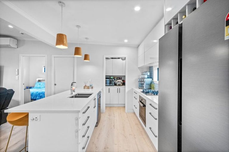 Photo of property in 92 Dominion Road, Papakura, 2110