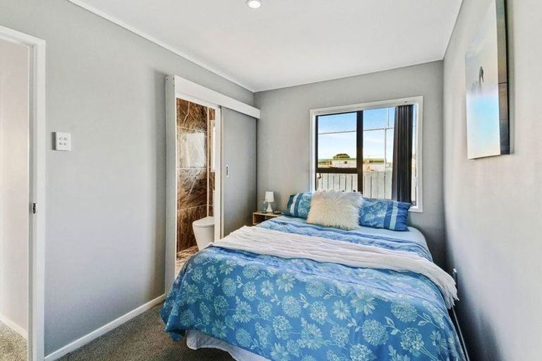 Photo of property in 1/26 Tamworth Close, Manurewa, Auckland, 2102