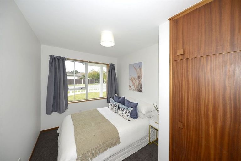 Photo of property in 42 Cowes Street, Avondale, Christchurch, 8061