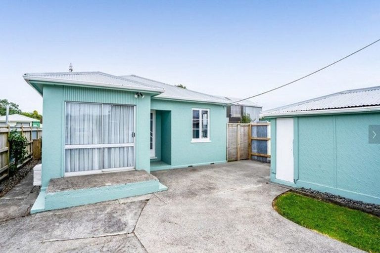 Photo of property in 19a Grey Street, Waitara, 4320
