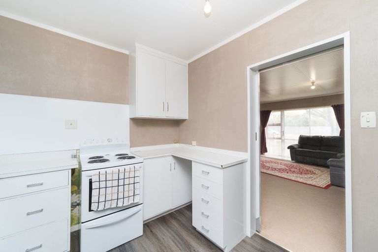 Photo of property in 1 John F Kennedy Drive, Milson, Palmerston North, 4414