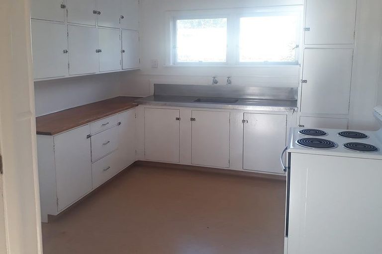 Photo of property in 19a Sandra Avenue, Otara, Auckland, 2023