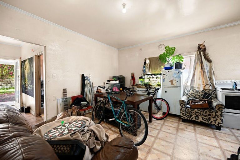 Photo of property in 117 Avalon Drive, Nawton, Hamilton, 3200