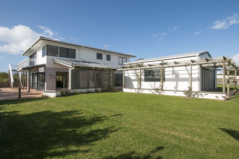 Photo of property in 51 Broadway Road, Waihi Beach, 3611