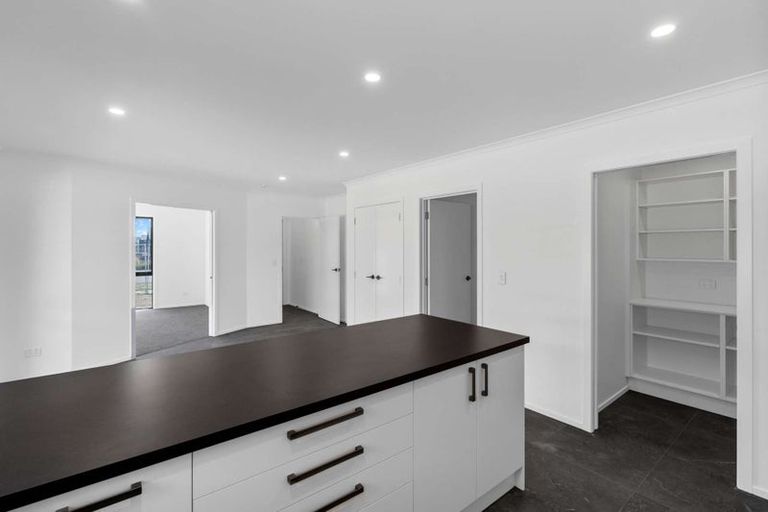 Photo of property in 19 Quaifes Road, Halswell, Christchurch, 8025