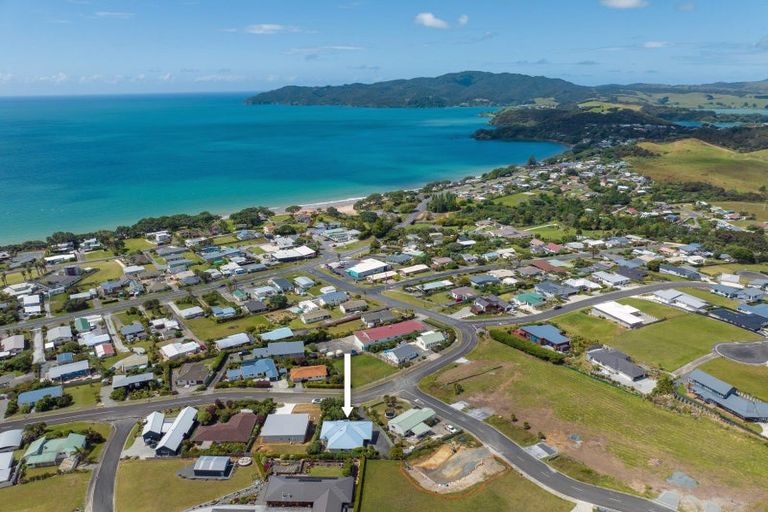 Photo of property in 4 Torsby Road, Coopers Beach, 0420