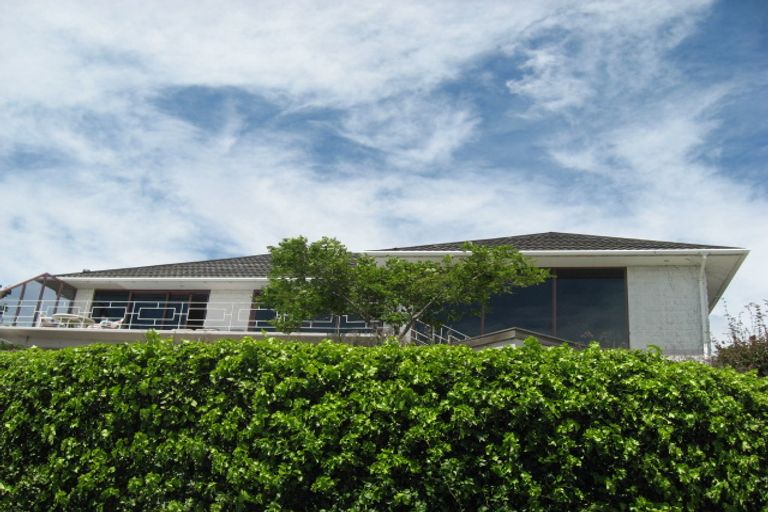 Photo of property in 36 Balmoral Lane, Redcliffs, Christchurch, 8081