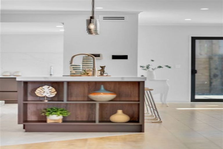 Photo of property in 84 Koromeke Street, Flat Bush, Auckland, 2019