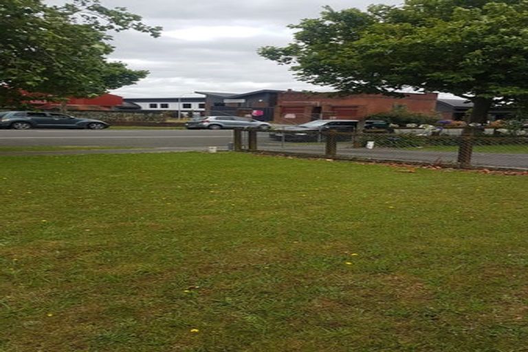 Photo of property in 614 Featherston Street, Roslyn, Palmerston North, 4414