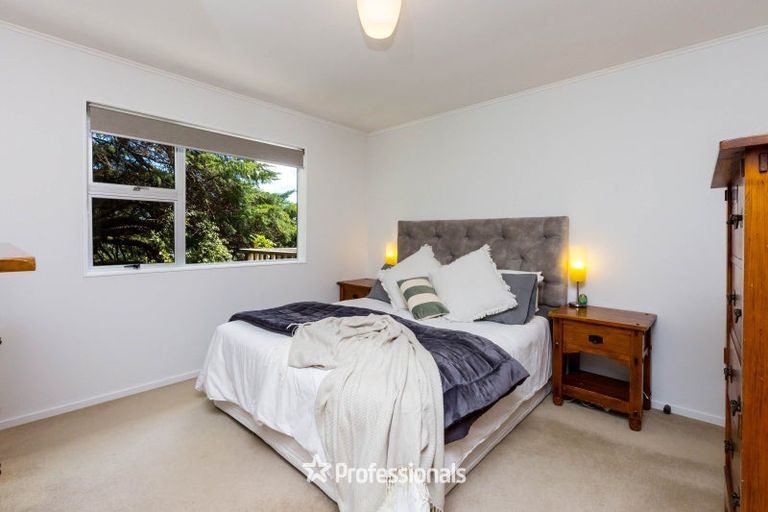 Photo of property in 96 Kamahi Street, Stokes Valley, Lower Hutt, 5019