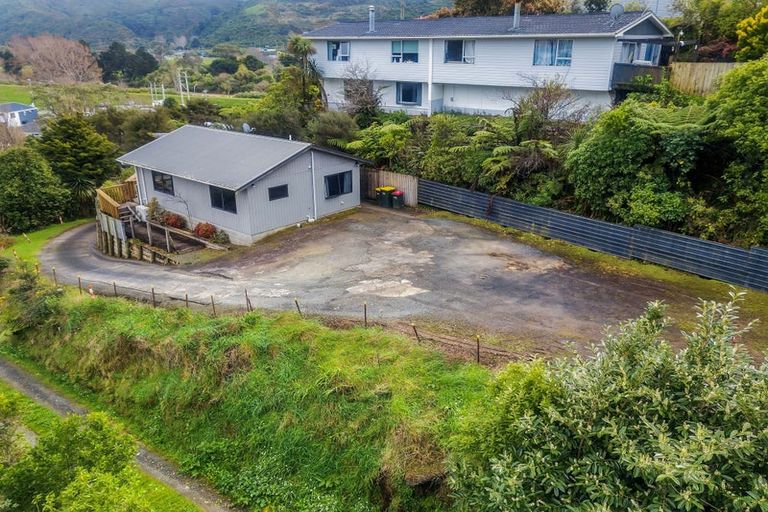 Photo of property in 29 Thomas Street, Stokes Valley, Lower Hutt, 5019