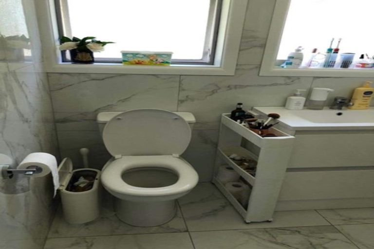 Photo of property in 3 Hillary Street, Chedworth, Hamilton, 3210