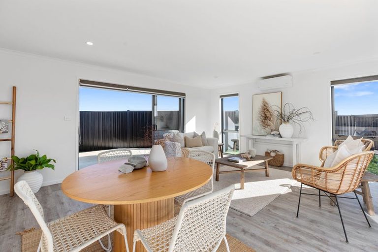 Photo of property in 12 Rehua Way, Papamoa, 3118