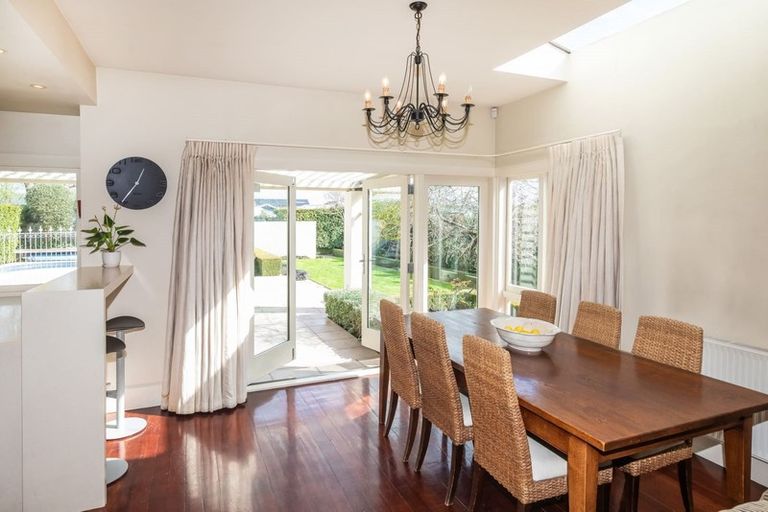 Photo of property in 25 Watford Street, Strowan, Christchurch, 8052