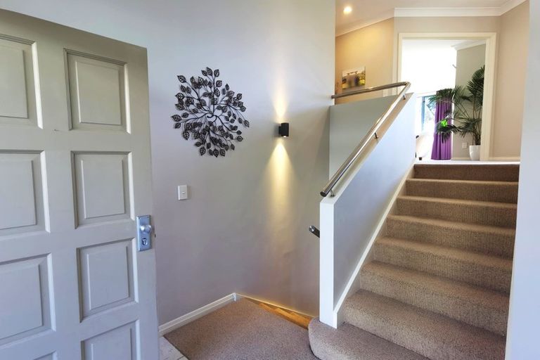 Photo of property in 46a Mellons Bay Road, Mellons Bay, Auckland, 2014