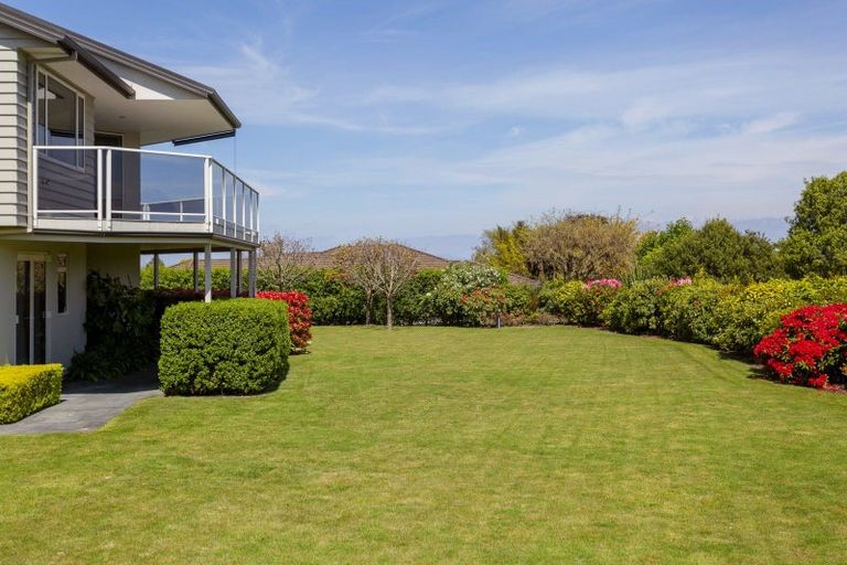 Photo of property in 19 Magnolia Rise, Waipahihi, Taupo, 3330