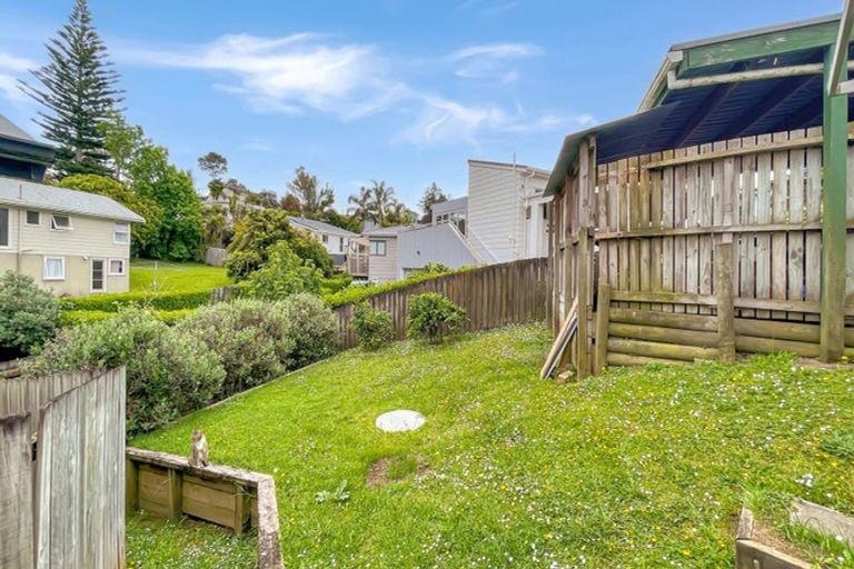 Photo of property in 7 Angeline Place, Massey, Auckland, 0614