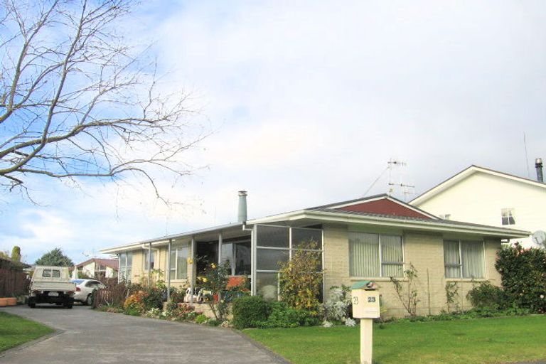 Photo of property in 23 Trigg Crescent, Taradale, Napier, 4112