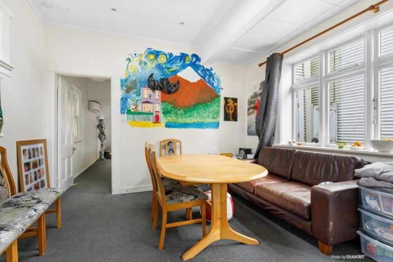 Photo of property in 223 Tinakori Road, Thorndon, Wellington, 6011