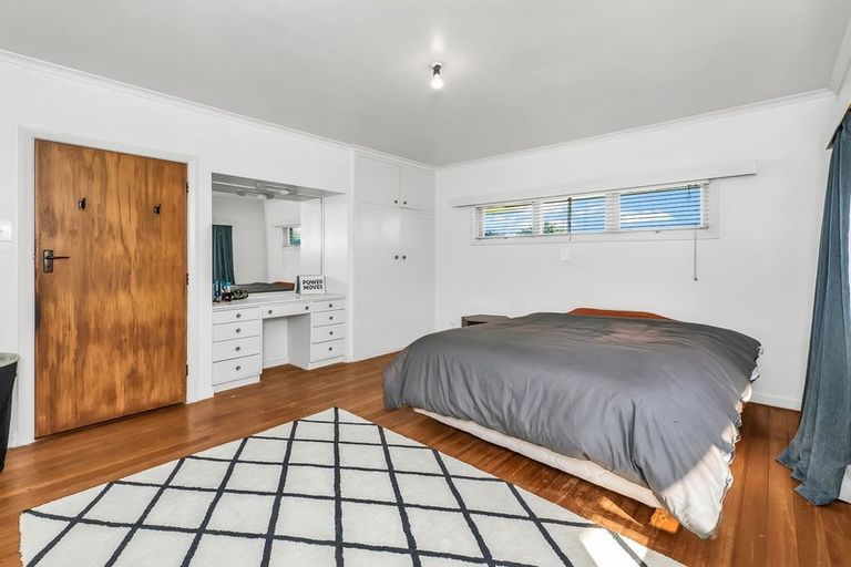 Photo of property in 8 Fatima Street, Redwood, Christchurch, 8051