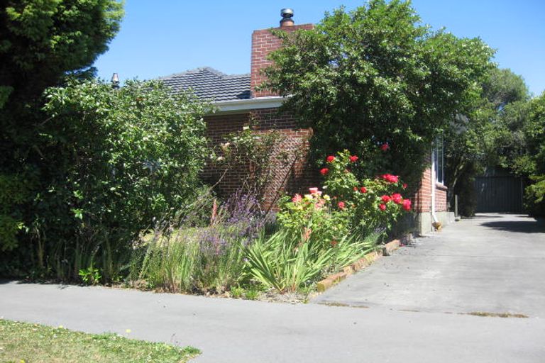 Photo of property in 9 Aileen Place, Upper Riccarton, Christchurch, 8041