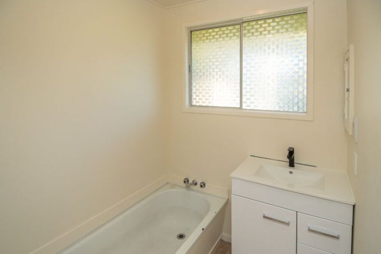 Photo of property in 50 Paraone Road, Tamarau, Gisborne, 4010
