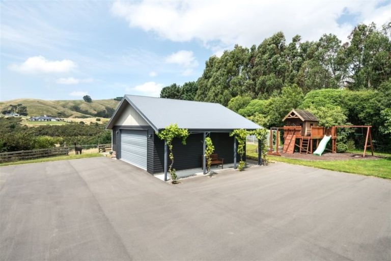 Photo of property in 389 Kahuterawa Road, Linton, Palmerston North, 4472