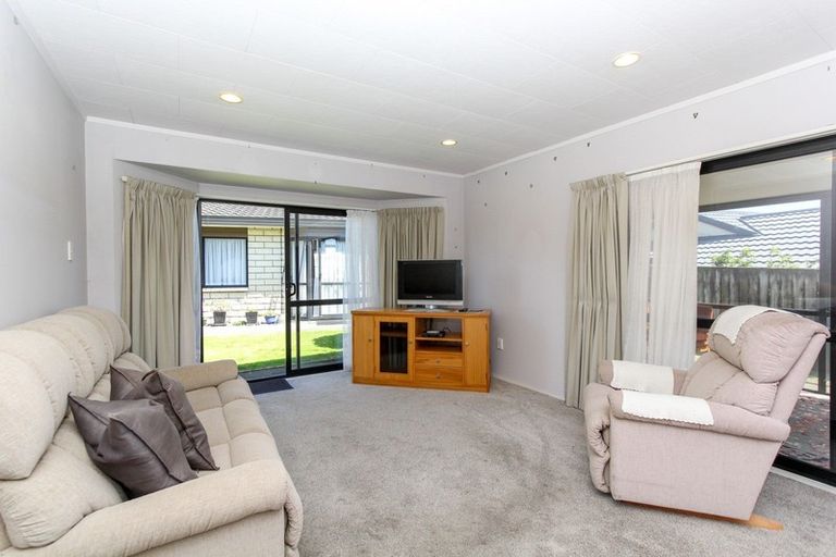 Photo of property in 245-247 Courtenay Street, Strandon, New Plymouth, 4312