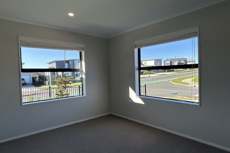 Photo of property in 27 Moana Drive, Mahia, 4198