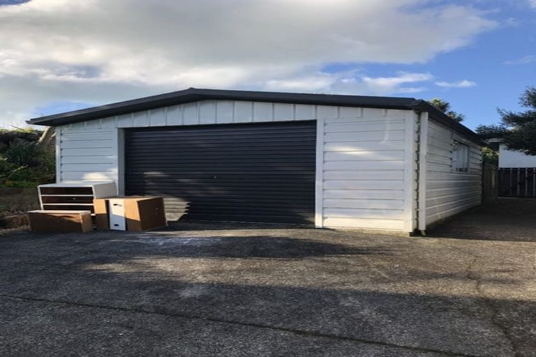 Photo of property in 9 Mission Street, Moturoa, New Plymouth, 4310
