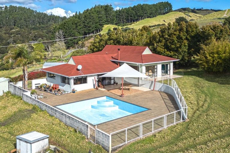 Photo of property in 1614 Manaia Road, Manaia, Coromandel, 3581