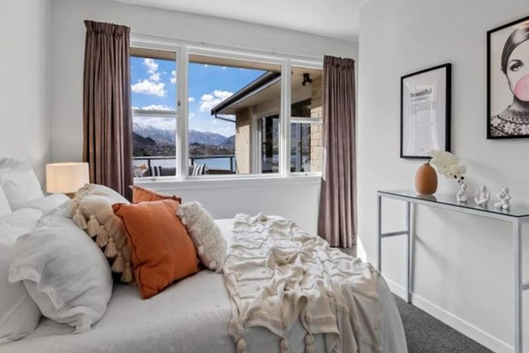 Photo of property in 689 Frankton Road, Queenstown, 9300
