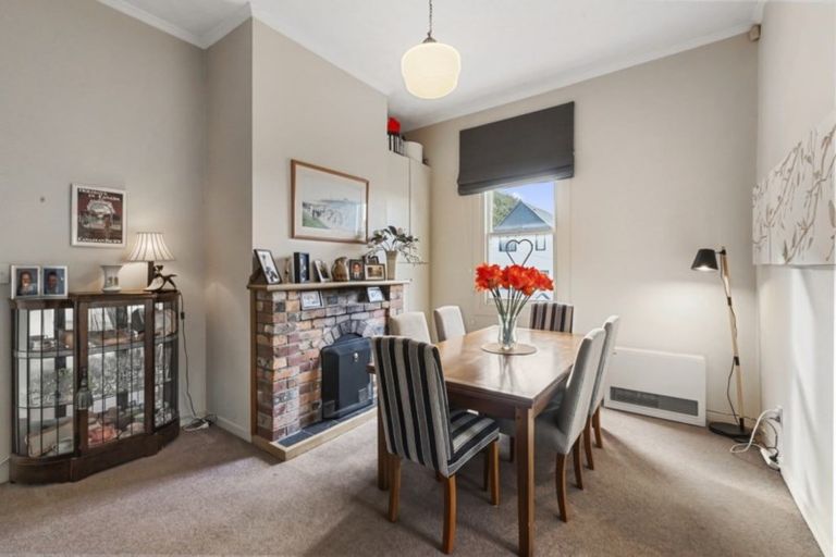 Photo of property in 1 Pitarua Street, Thorndon, Wellington, 6011