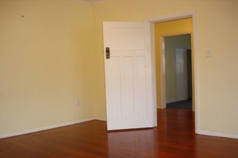 Photo of property in 27 Argentine Avenue, Miramar, Wellington, 6022