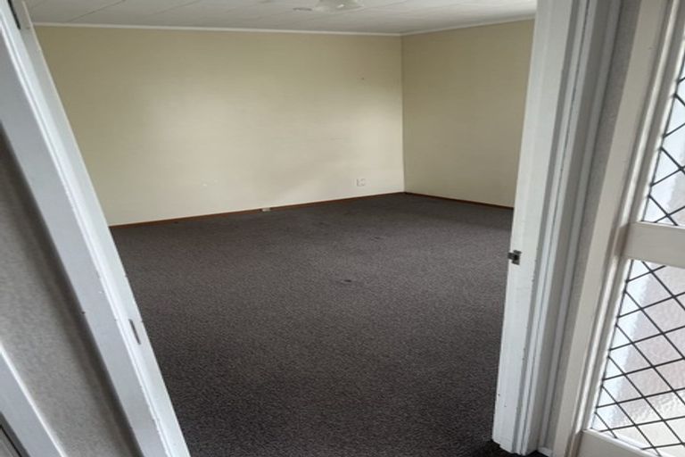 Photo of property in 64 Awaruku Road, Torbay, Auckland, 0630